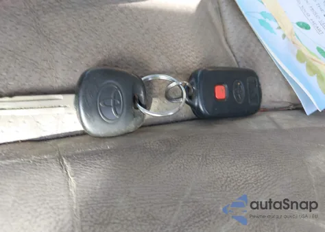 2002 Toyota Camry Se V6 из США, поврежденный, VIN JTDBF30K820027492